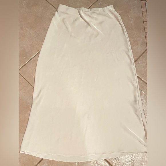 Zara Revolve Anthropologie Women’s Midi Satin Slip Skirt Cream Medium M - Picture 11 of 16